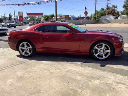 Used 2015 Chevrolet Camaro SS w/ RS Package RWD image 4