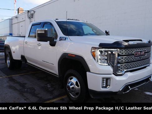 Used 2023 GMC Sierra 3500 Denali w/ Denali Ultimate Package image 2