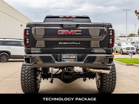 Used 2021 GMC Sierra 2500 Denali w/ Denali Ultimate Package AWD/4WD image 7