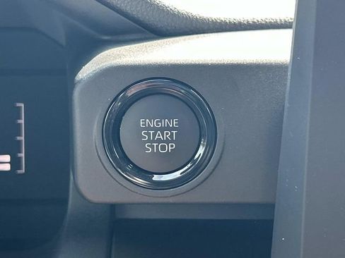 Used 2025 Toyota Tacoma SR5 image 24