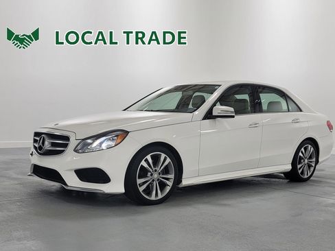 Used 2014 Mercedes-Benz E 350 Sedan image 4