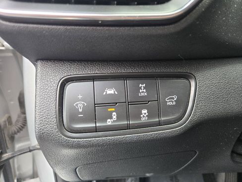 Used 2019 Hyundai Santa Fe AWD image 16