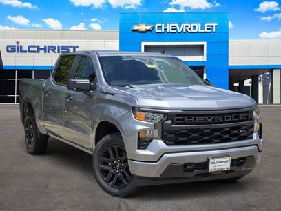 New 2026 Chevrolet Silverado 1500 Custom w/ LPO, Dark Essentials Package