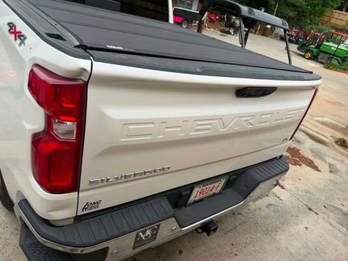 Used 2025 Chevrolet Silverado 1500 LTZ w/ LTZ Premium Package AWD/4WD image 6