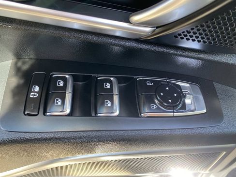 Used 2025 Kia Telluride LX FWD image 24
