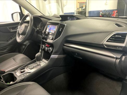 Used 2023 Subaru Forester Premium image 14