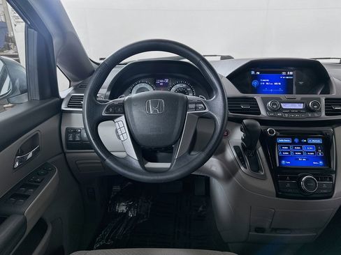 Used 2015 Honda Odyssey EX image 21