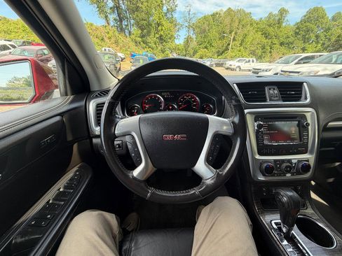 Used 2017 GMC Acadia Limited SLT image 19