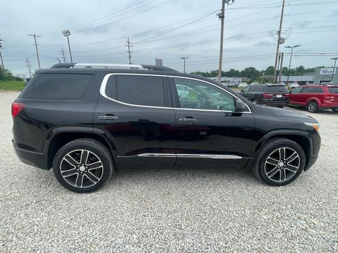 Used 2017 GMC Acadia Denali w/ Technology Package AWD/4WD image 6