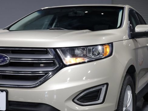 Used 2018 Ford Edge SEL w/ Equipment Group 201A AWD/4WD image 30
