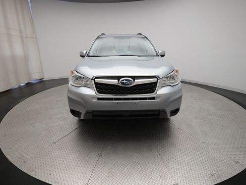 Used 2016 Subaru Forester 2.5i Premium w/ All-Weather Package AWD/4WD image 11