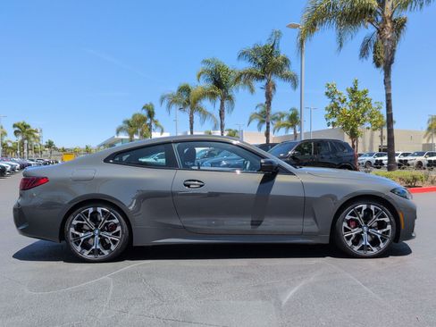 Used 2026 BMW 430i Coupe w/ M Sport Package RWD image 11