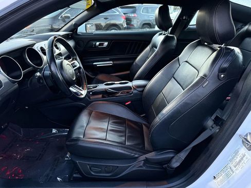 Used 2021 Ford Mustang Premium image 12