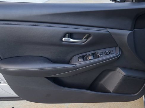 Used 2023 Nissan Sentra SV FWD image 22