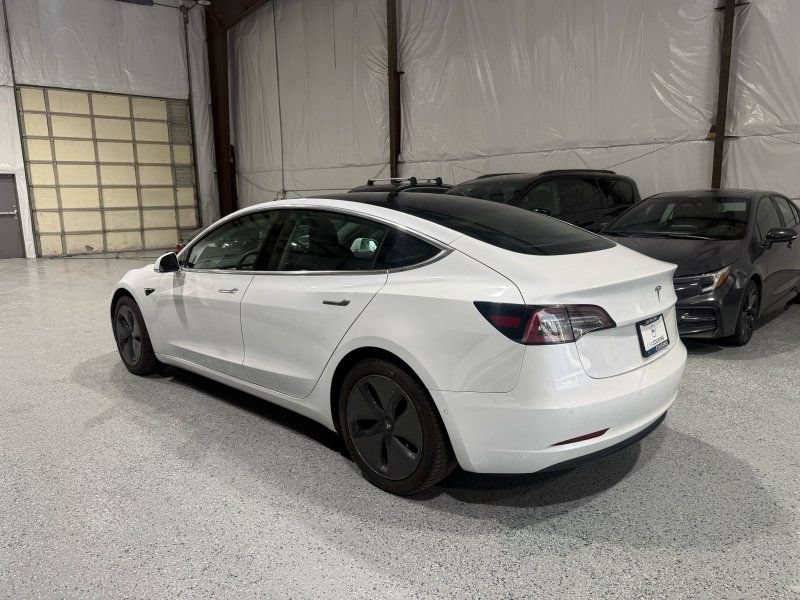Used 2020 Tesla Model 3 Standard Range Plus RWD image 6