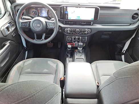 Used 2024 Jeep Gladiator Rubicon w/ Safety Group image 10