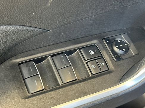 Certified 2025 Toyota RAV4 XLE AWD/4WD image 13