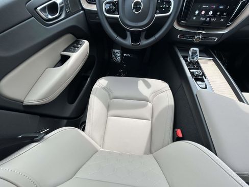 New 2026 Volvo XC60 B5 Plus w/ Protection Package Premier image 14