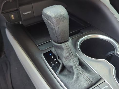 Used 2022 Toyota Camry LE image 22