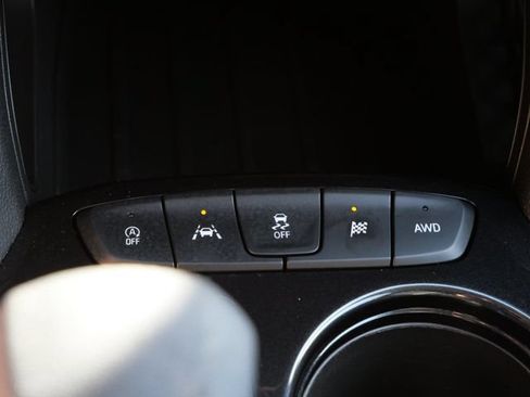 Used 2023 Chevrolet TrailBlazer LT AWD/4WD image 28