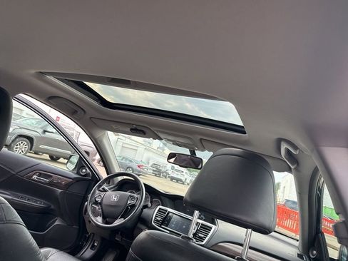 Used 2017 Honda Accord EX-L image 19