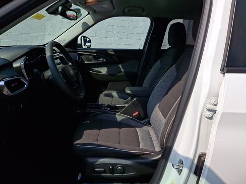 Certified 2023 Chevrolet TrailBlazer LT w/ Convenience Package AWD/4WD image 14