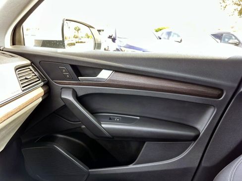 Used 2022 Audi Q5 2.0T Premium image 25