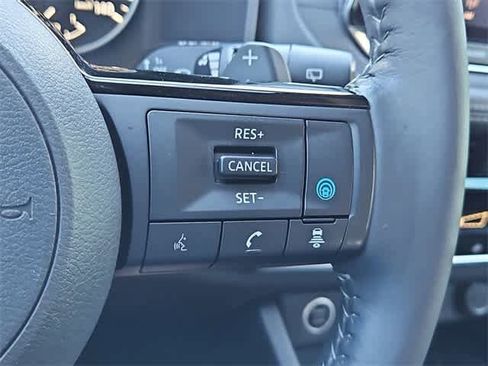 Used 2022 Nissan Rogue SV w/ SV Premium Package image 25