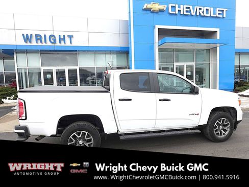 Used 2022 GMC Canyon AT4 image 2