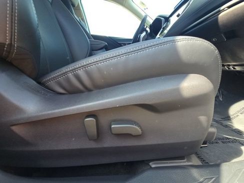 Used 2025 Subaru Outback Touring XT AWD/4WD image 20