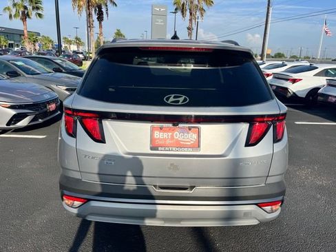 Used 2025 Hyundai Tucson Blue AWD/4WD image 3
