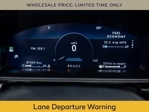 Used 2021 Lincoln Nautilus Reserve w/ Monochromatic Package image 24