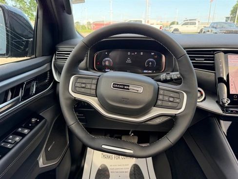 New 2026 Jeep Grand Wagoneer 4WD image 15