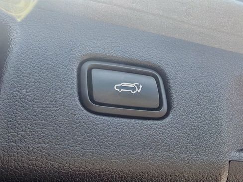 Used 2025 Hyundai Palisade SEL AWD/4WD image 32