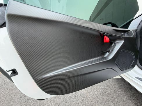 Used 2024 Lamborghini Huracan STO RWD image 37