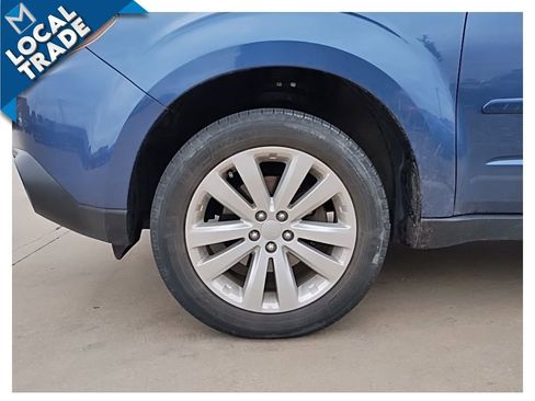 Used 2011 Subaru Forester 2.5X Limited AWD/4WD image 10