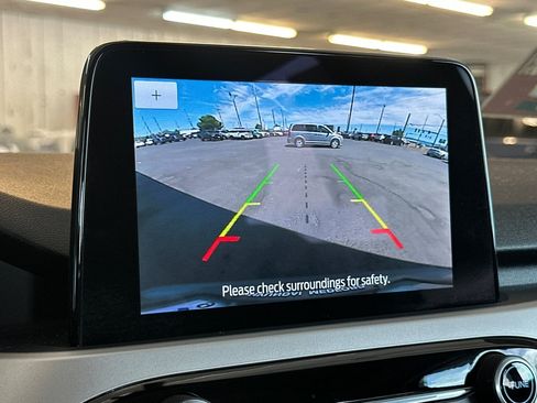 Used 2022 Ford Escape SE AWD/4WD image 19
