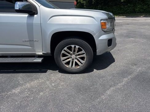 Used 2016 GMC Canyon SLT w/ Driver Alert Package AWD/4WD image 4