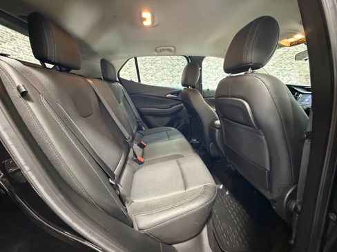 Used 2022 Buick Encore GX Preferred w/ Cold Weather Comfort Package FWD image 10