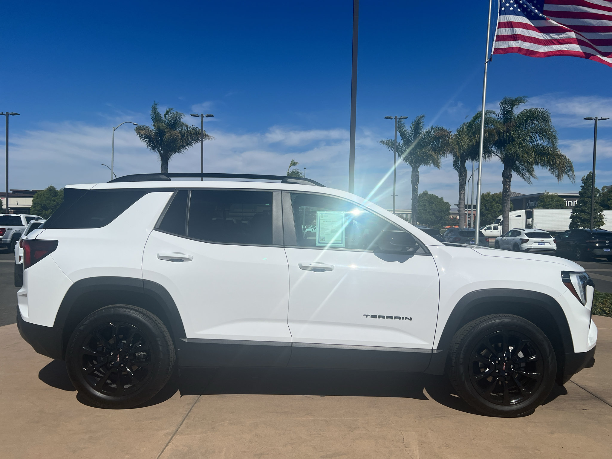 Used 2026 GMC Terrain Elevation w/ Elevation Premium Package FWD image 4