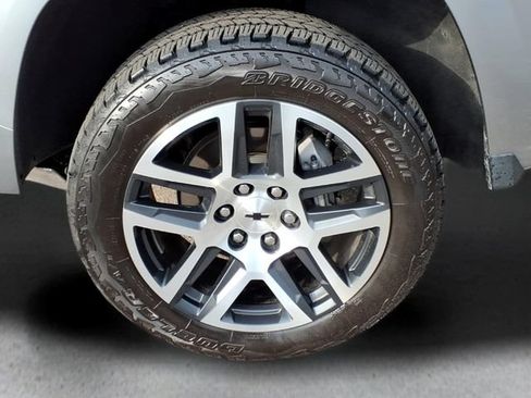Used 2023 Chevrolet Colorado Z71 w/ Z71 Convenience Package 2 AWD/4WD image 10