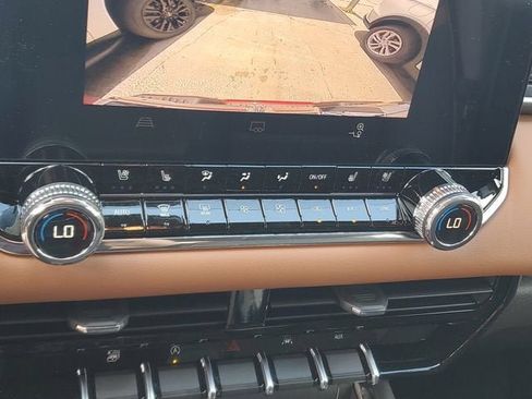 New 2026 GMC Canyon AT4 w/ AT4 Premium Package AWD/4WD image 23