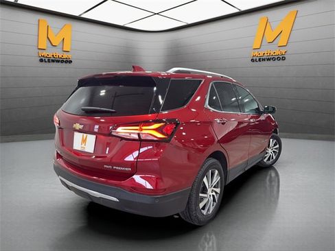 Used 2023 Chevrolet Equinox Premier image 9