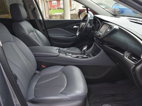Used 2020 Buick Envision Essence image 29