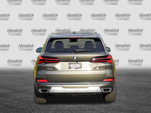 Certified 2025 BMW X5 xDrive40i w/ Premium Package image 8