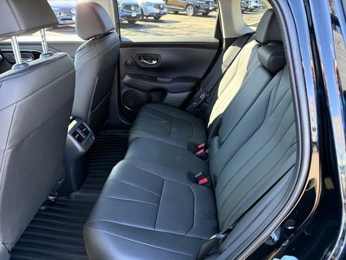 Certified 2025 Acura ADX Base image 17