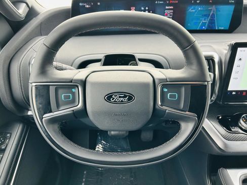 New 2025 Ford Expedition Platinum w/ Stealth Performance Package image 25