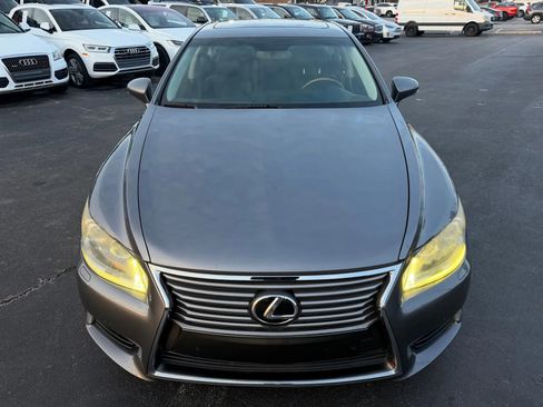 Used 2013 Lexus LS 460 AWD image 9