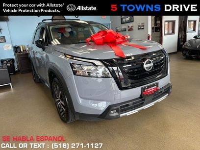 Used 2023 Nissan Pathfinder Platinum