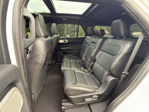 Used 2021 Ford Explorer ST w/ Equipment Group 401A AWD/4WD image 12